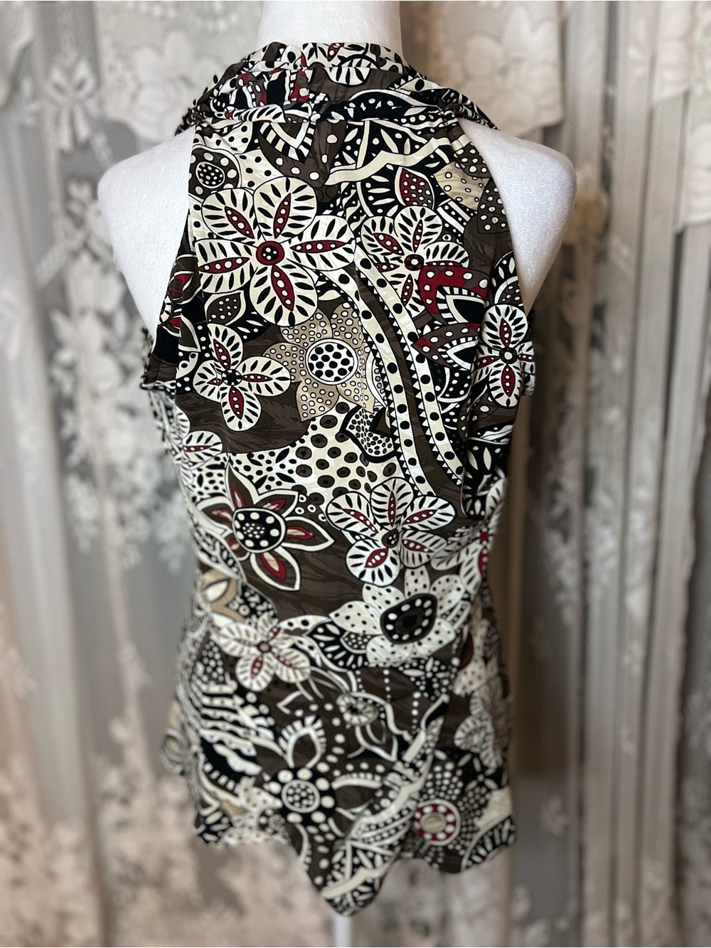 Y2K mandee Twist-Front Floral Print Sleeveless Top - Black, Cream & Brown - Picture 4 of 5